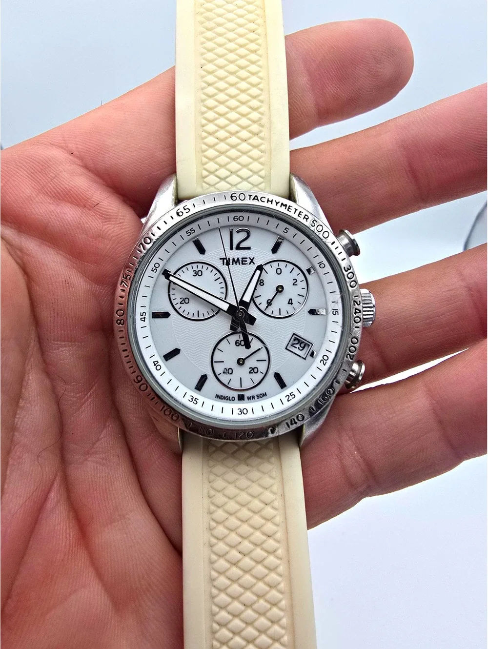 Timex Indiglo Quartz Analog Chronograph Date Tachymeter White Strap 50m